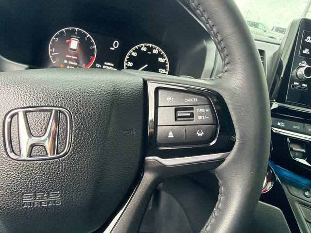 Used 2025 Honda Odyssey Touring image 25