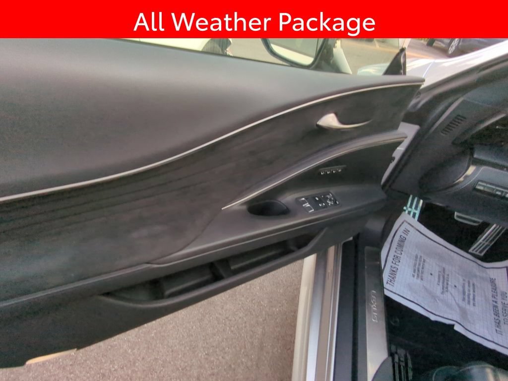 Used 2019 Lexus LC 500h w/ Convenience Package RWD image 8