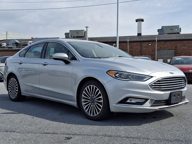 Used 2017 Ford Fusion Titanium image 3