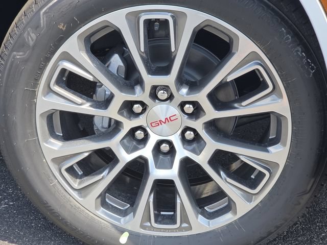 New 2026 GMC Yukon XL Denali w/ Denali Reserve Package AWD/4WD image 14