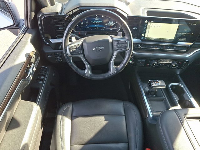 Used 2022 Chevrolet Silverado 1500 RST w/ Convenience Package II image 11