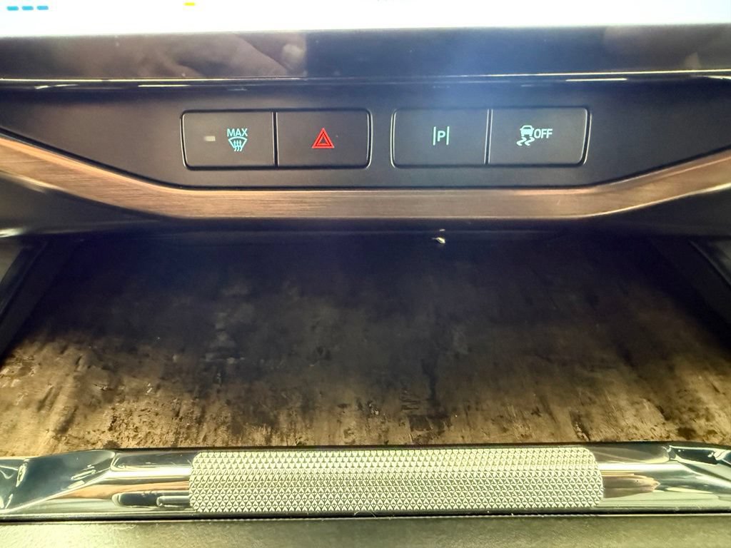 Used 2023 Ford F150 Lightning Lariat AWD/4WD image 40