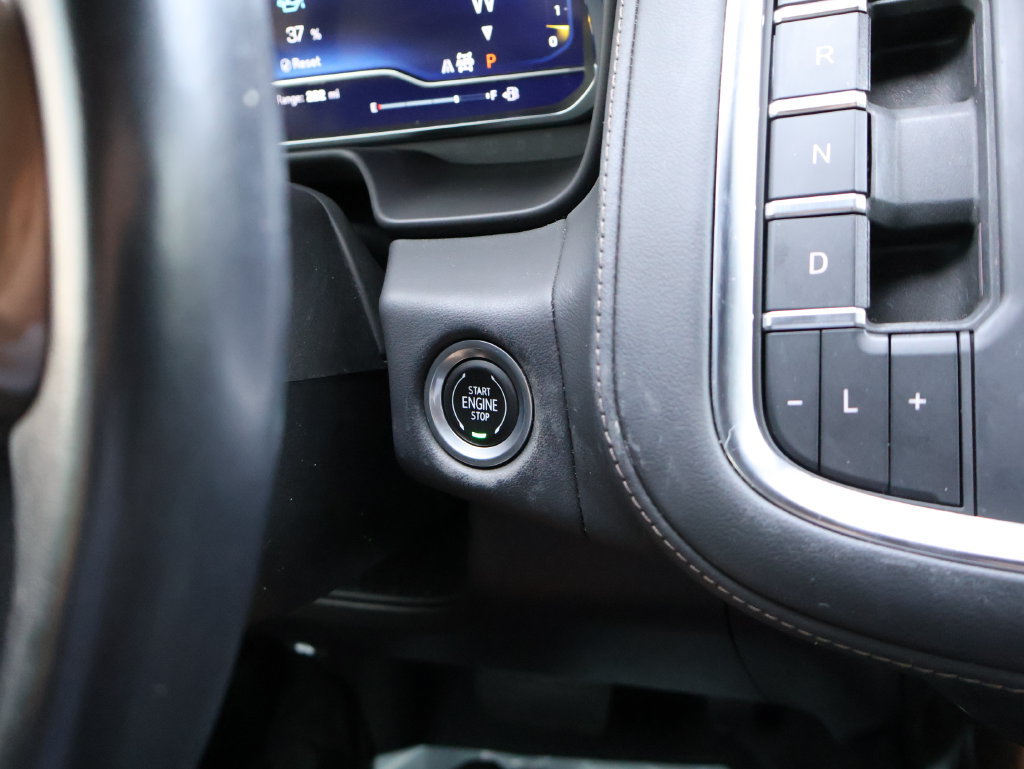 Used 2023 Chevrolet Tahoe High Country AWD/4WD image 36