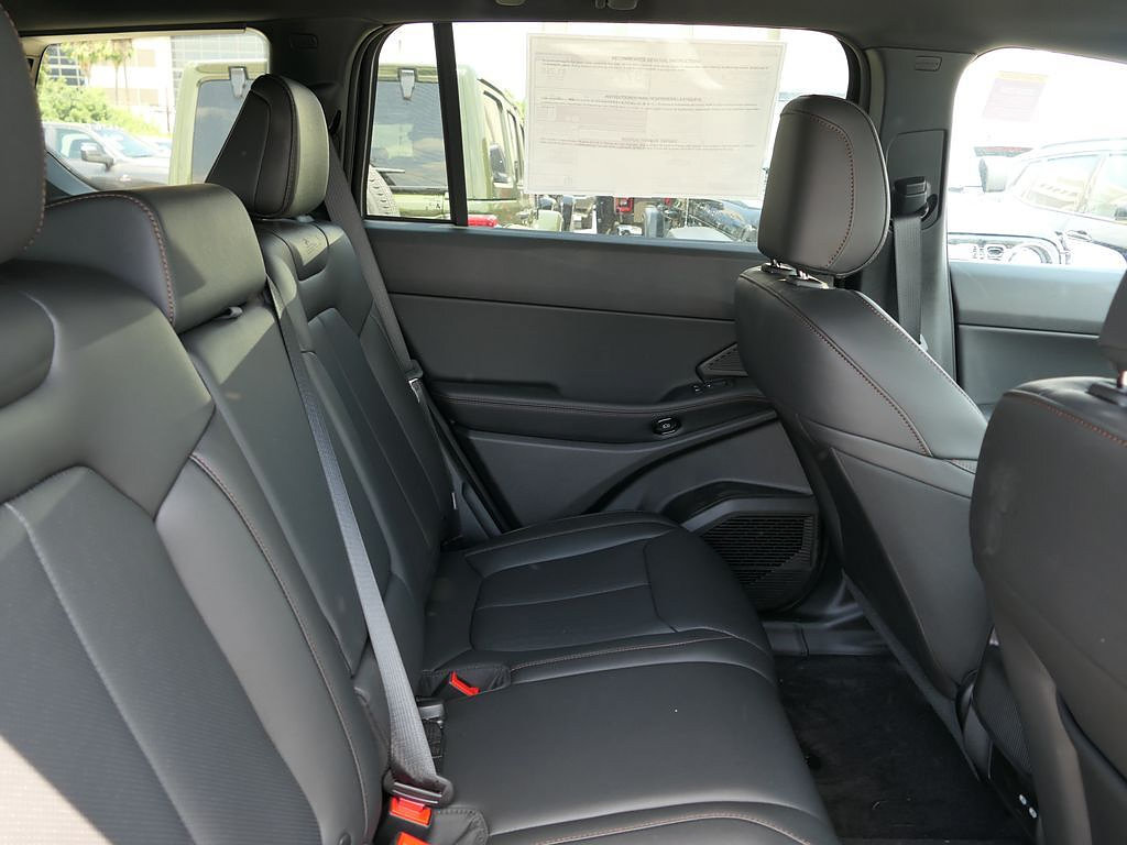 New 2026 Jeep Cherokee Limited AWD/4WD image 21