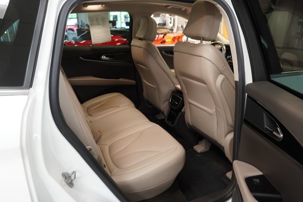 Used 2022 Lincoln Nautilus Reserve AWD/4WD image 24