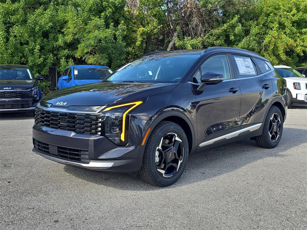 New 2026 Kia Sportage EX image 4
