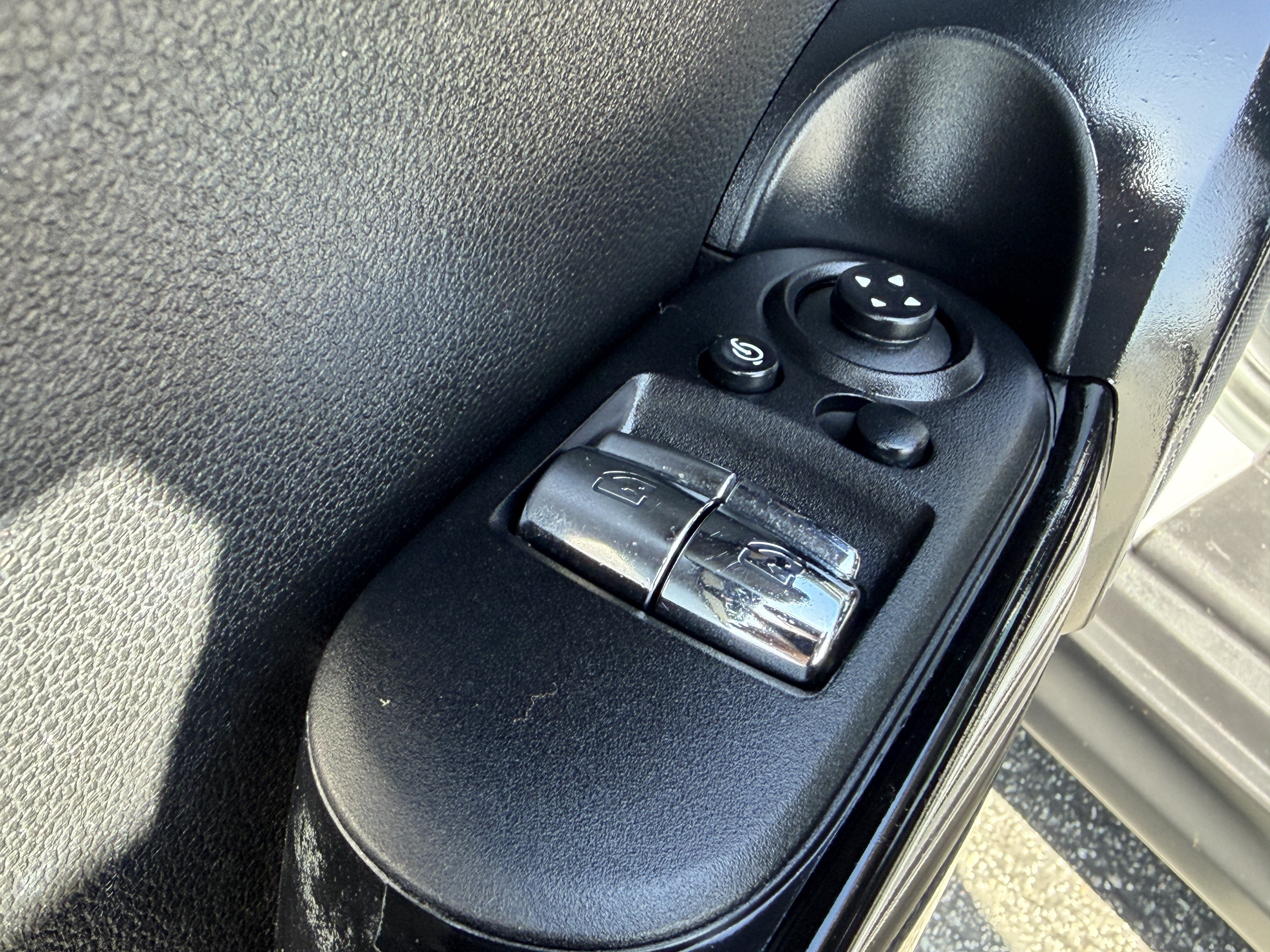 Used 2017 MINI Cooper S FWD image 14
