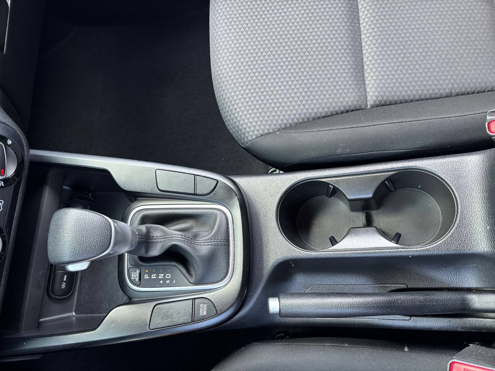 Used 2025 Kia Soul LX w/ LX Technology Package FWD image 39