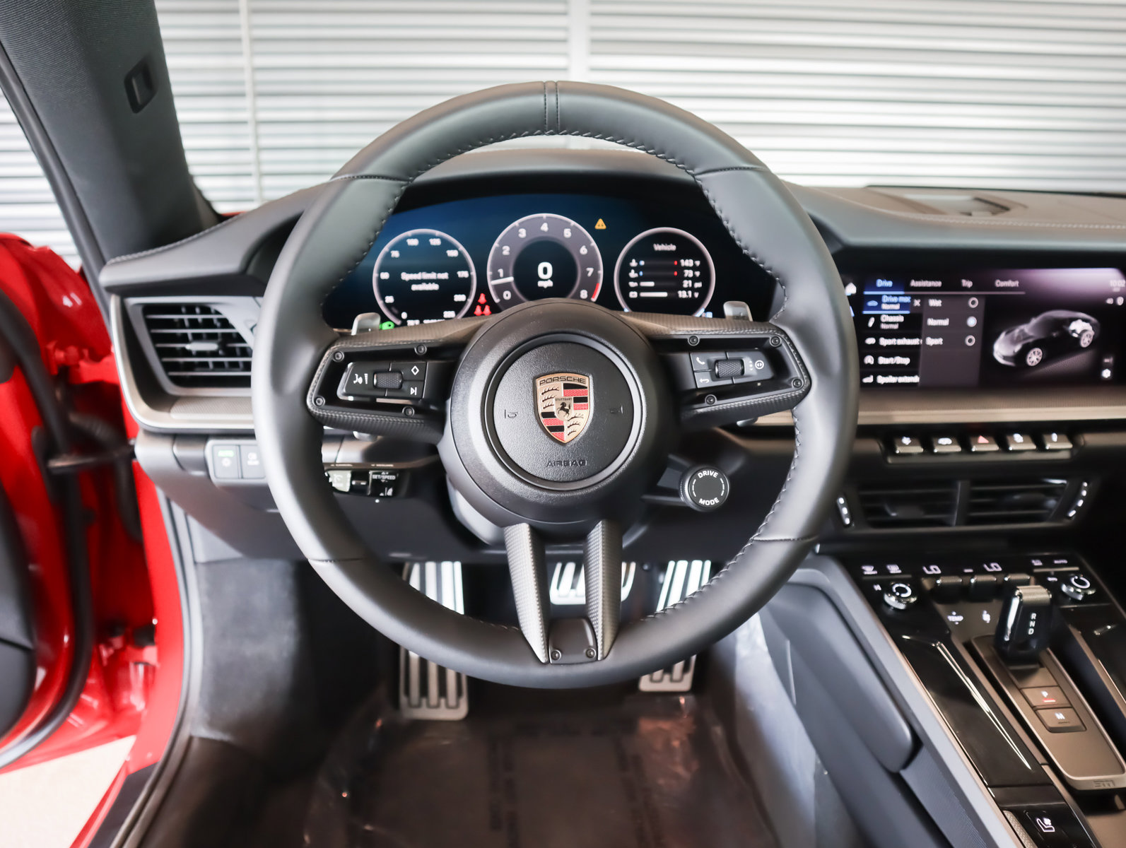 Used 2025 Porsche 911 Carrera S image 14