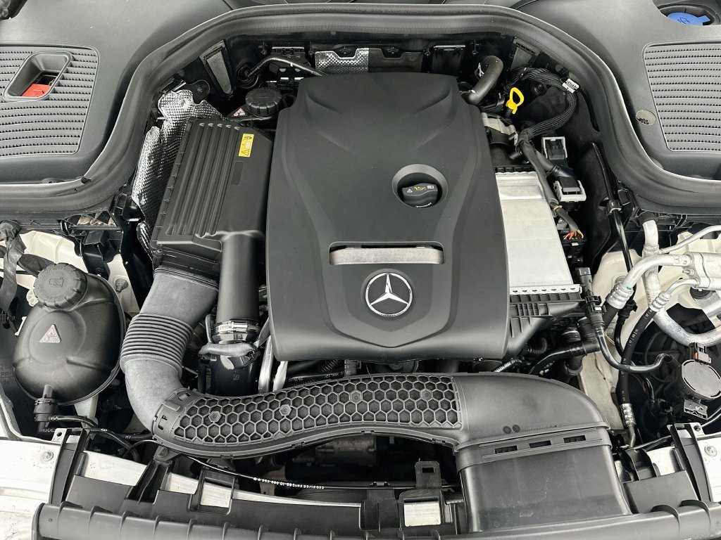 Used 2017 Mercedes-Benz GLC 300 image 30