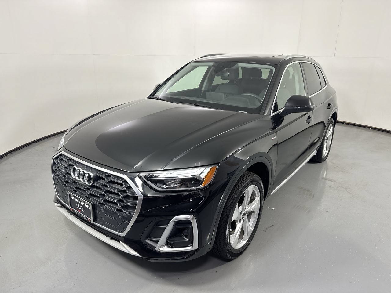 Used 2023 Audi Q5 2.0T Premium Plus w/ Premium Plus Package AWD/4WD image 25