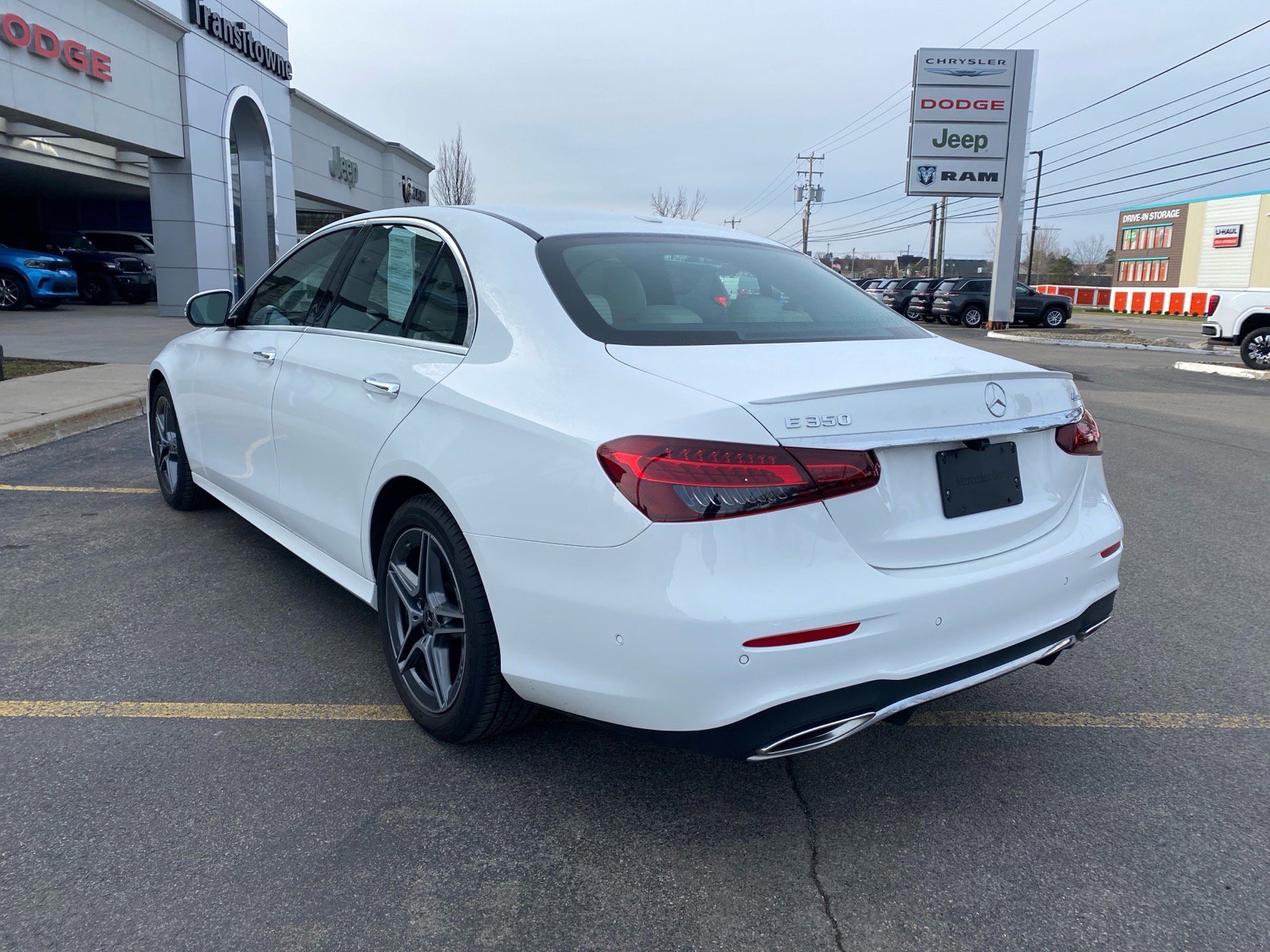 Used 2021 Mercedes-Benz E 350 4MATIC Sedan image 5