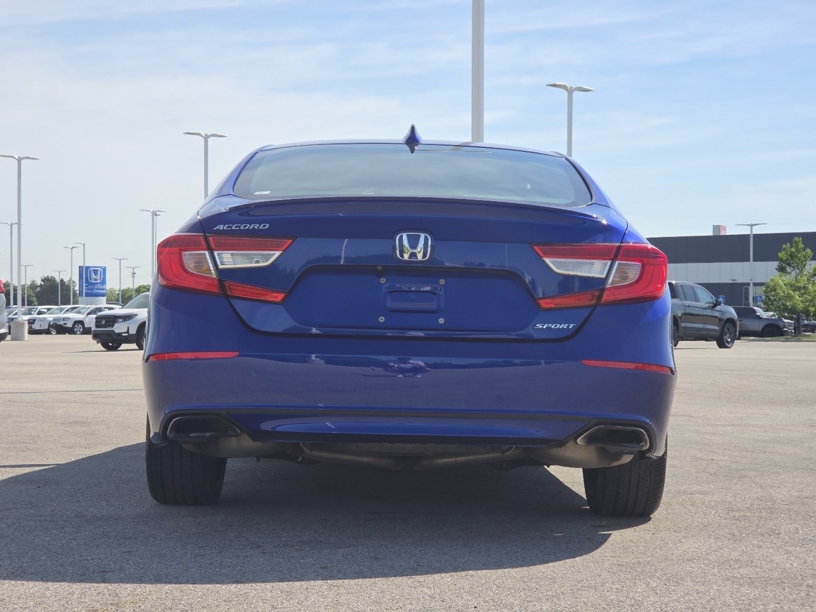 Used 2018 Honda Accord Sport image 15