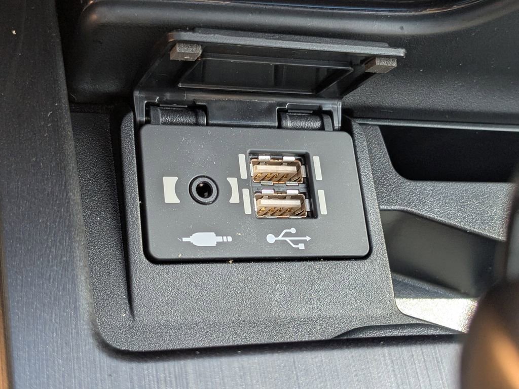 Used 2021 Lexus ES 300h Ultra Luxury image 11