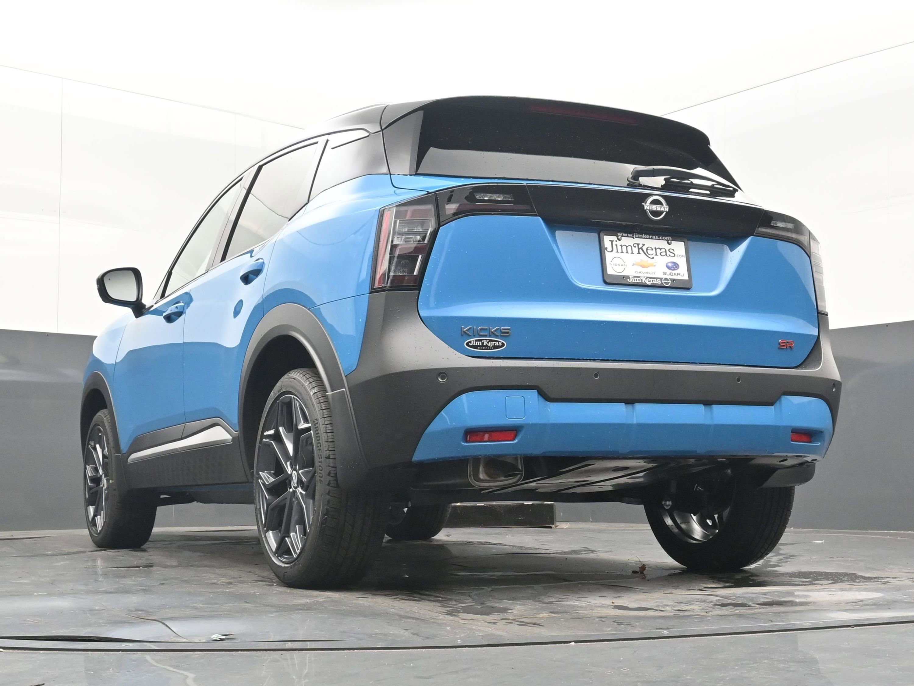 Certified 2025 Nissan Kicks SR image 27