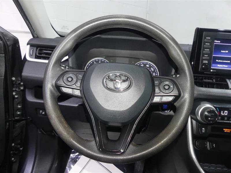 Used 2021 Toyota RAV4 XLE AWD/4WD image 30