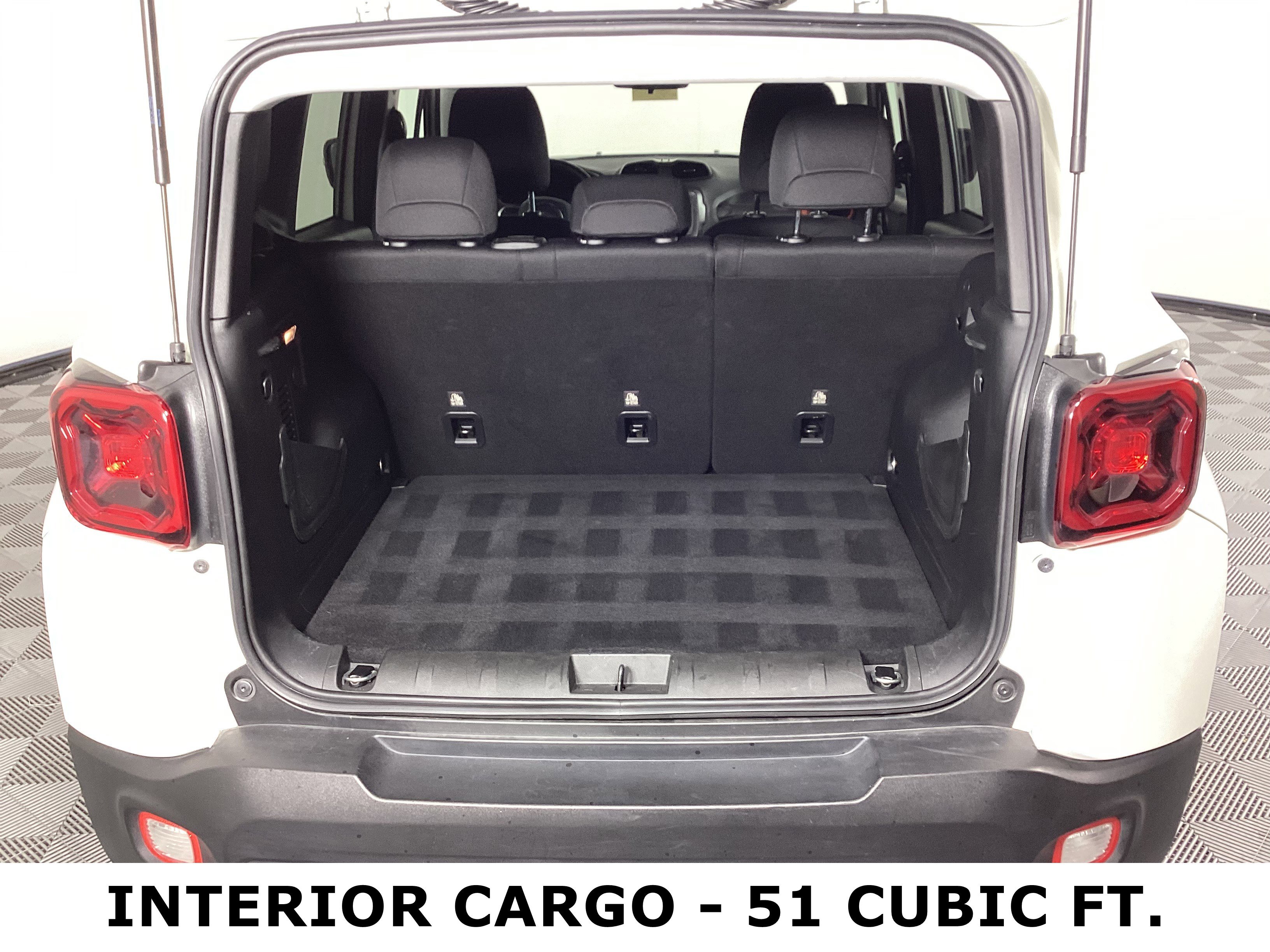 Used 2020 Jeep Renegade Latitude image 10