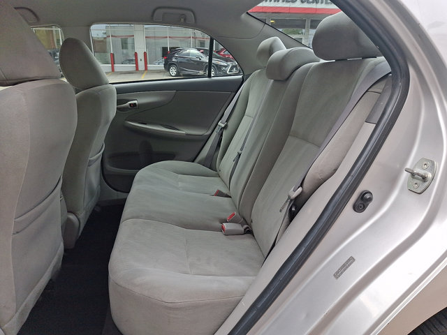 Used 2010 Toyota Corolla LE FWD image 10