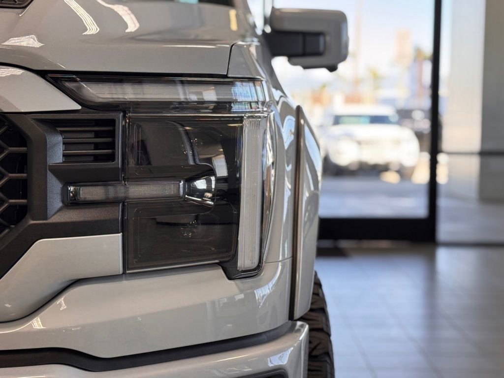 Used 2025 Ford F150 Lariat w/ Equipment Group 502A High AWD/4WD image 8