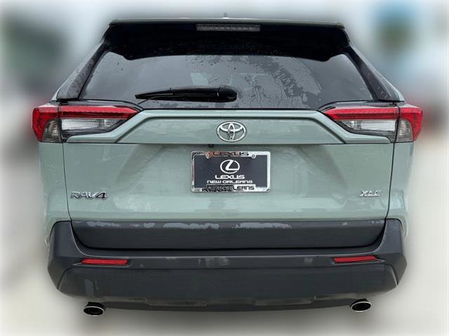 Used 2022 Toyota RAV4 XLE FWD image 5