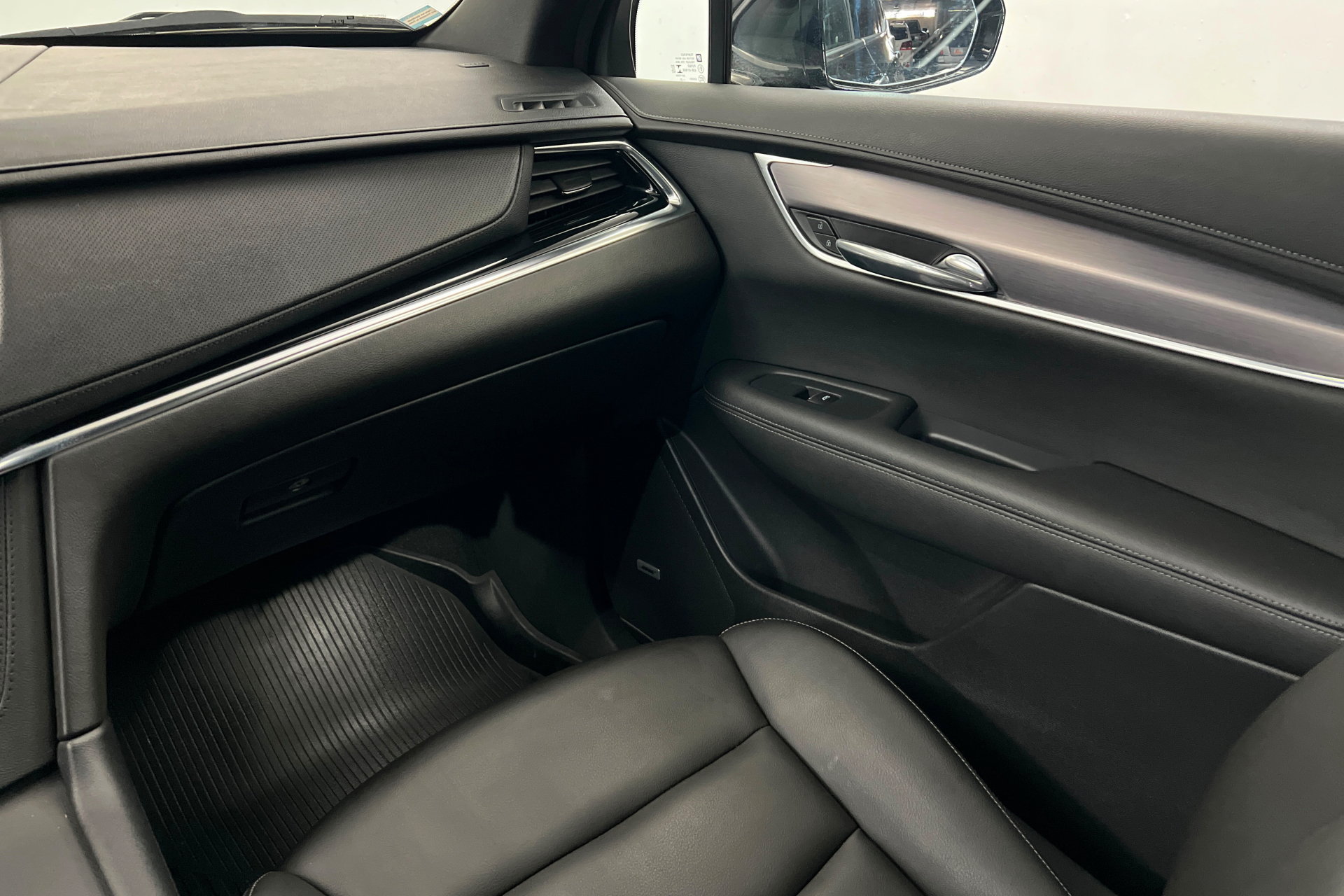 Used 2022 Cadillac XT6 Luxury FWD image 11