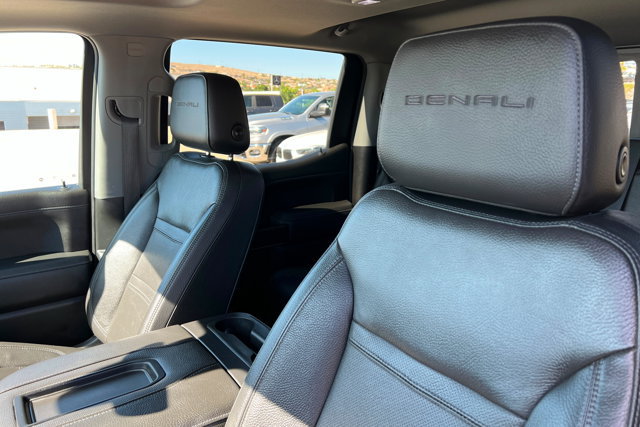 Used 2020 GMC Sierra 1500 Denali w/ Denali Ultimate Package AWD/4WD image 16