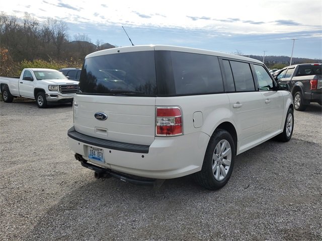 Used 2009 Ford Flex SE image 4