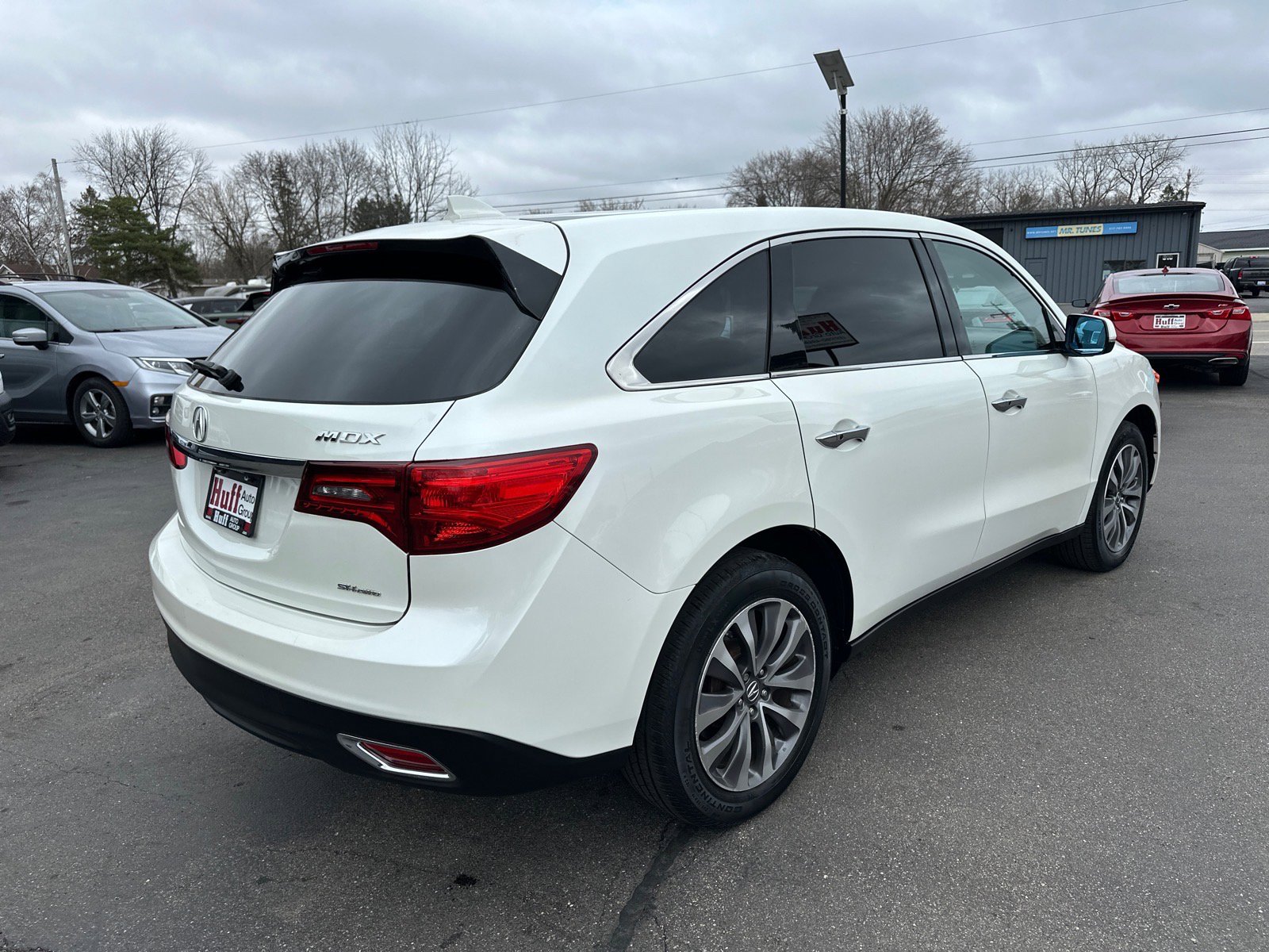 Used 2016 Acura MDX SH-AWD w/ Technology Package image 3