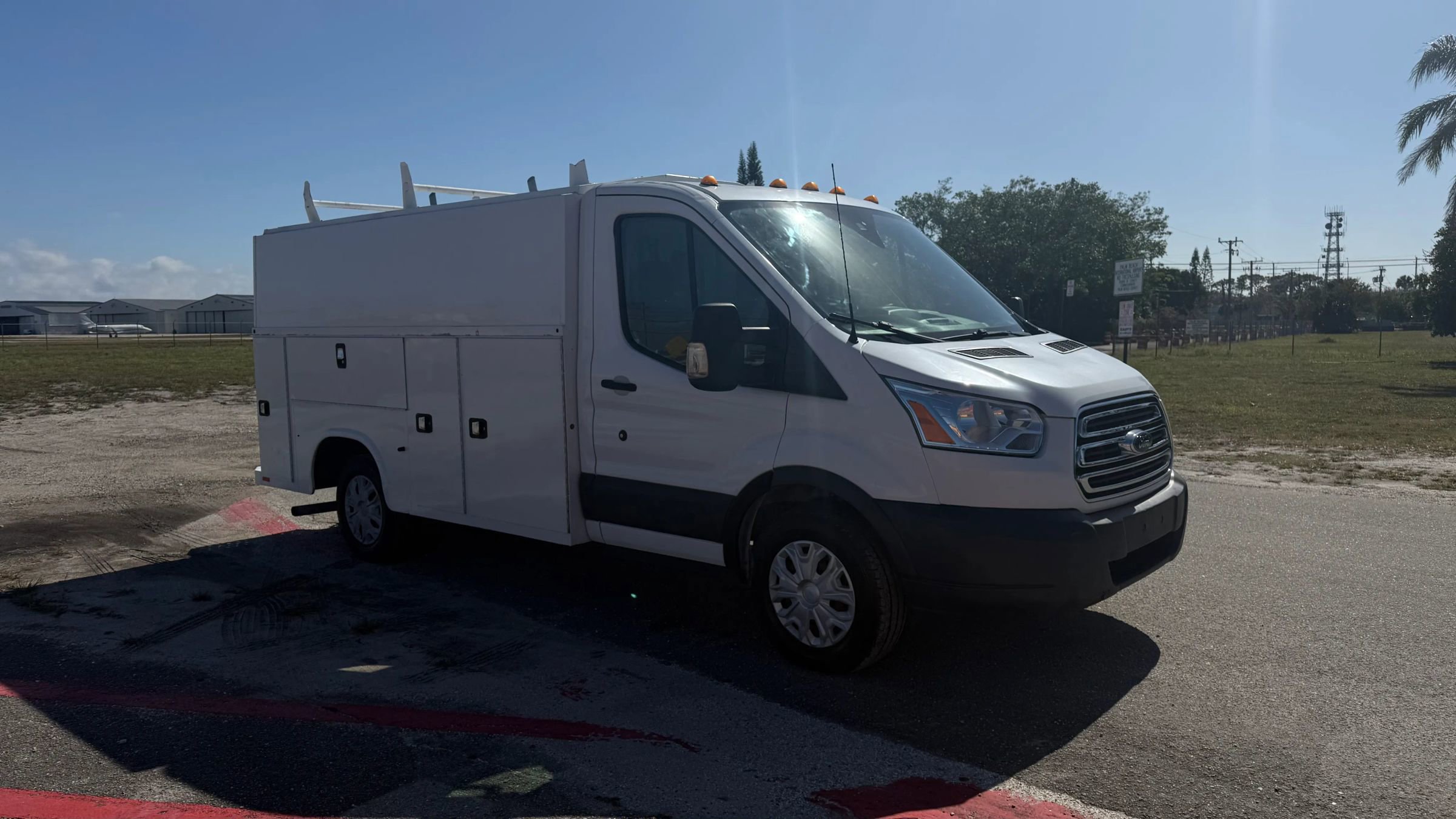 Used 2018 Ford Transit 350 138 w/ Interior Upgrade Package RWD image 5