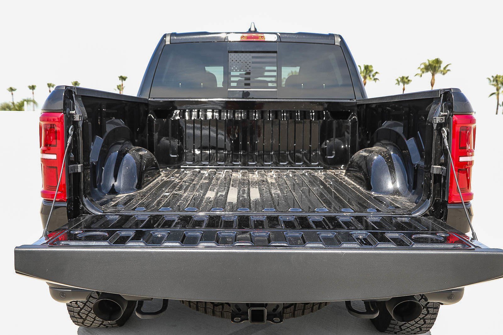 Used 2025 RAM 1500 RHO image 25