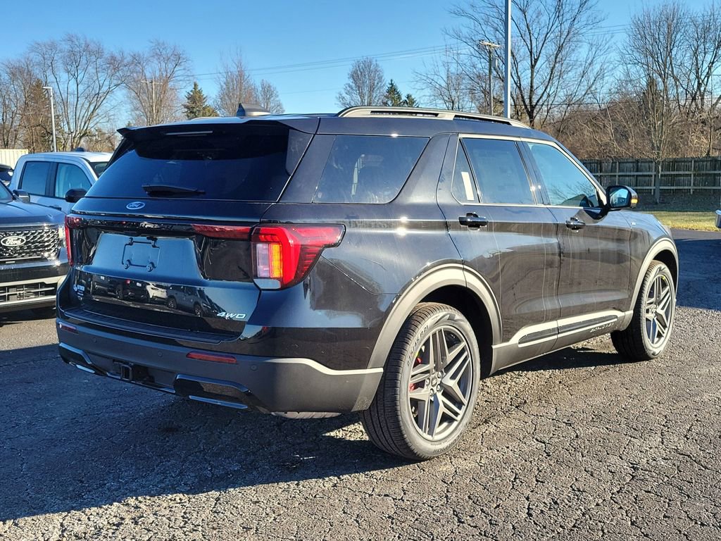 New 2026 Ford Explorer ST-Line image 4