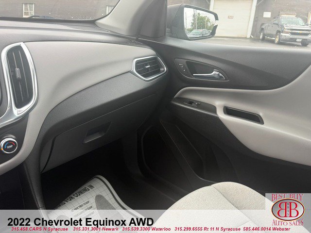 Used 2022 Chevrolet Equinox LS w/ LPO, Floor Liner Package AWD/4WD image 11