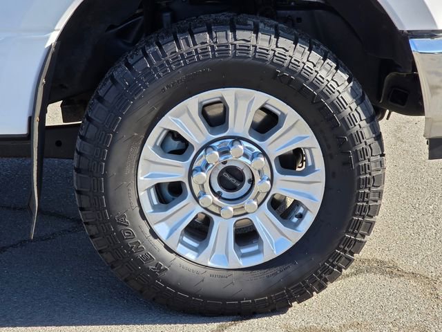 Used 2022 Ford F350 XLT w/ XLT Value Package image 8