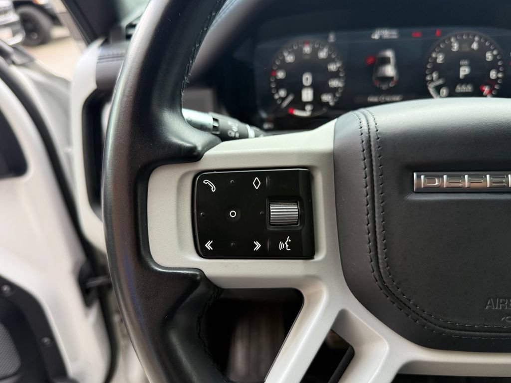 Used 2022 Land Rover Defender 110 X-Dynamic HSE AWD/4WD image 25