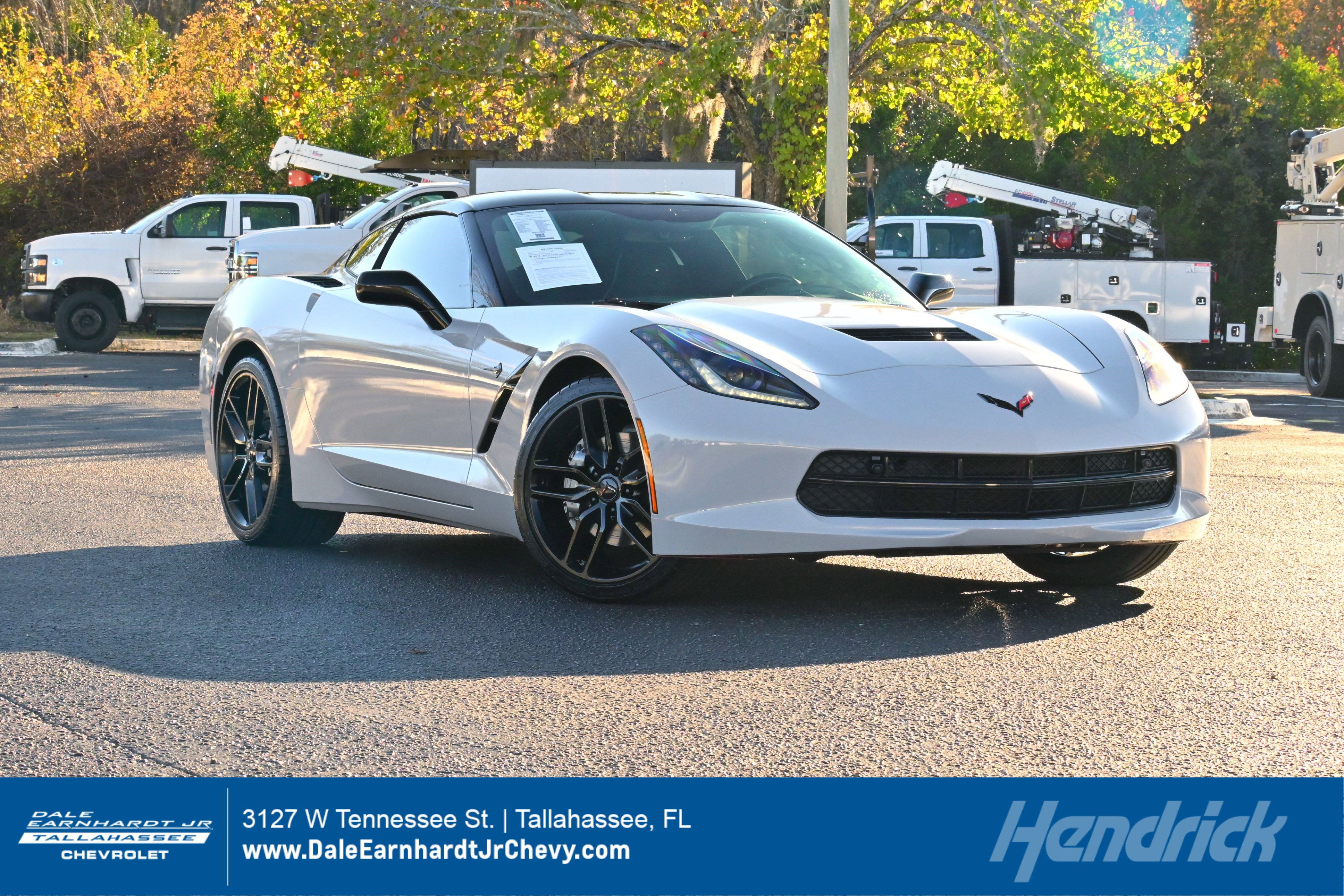 Used 2018 Chevrolet Corvette Stingray Coupe w/ 2LT Preferred Equipment Group image 1