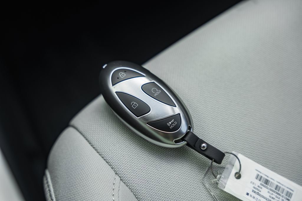 New 2026 Hyundai Santa Fe SE image 41