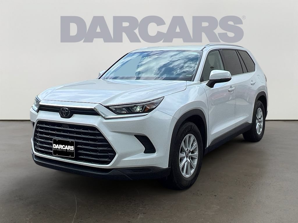 Used 2025 Toyota Grand Highlander AWD image 3