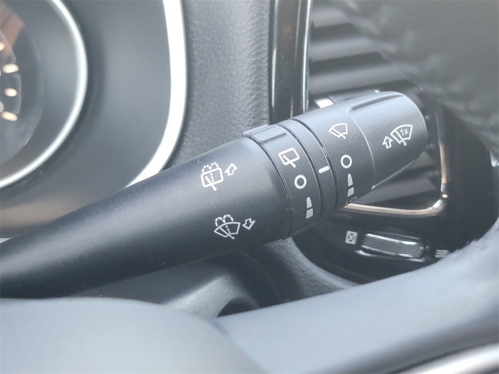 Used 2019 Jeep Compass Altitude image 33