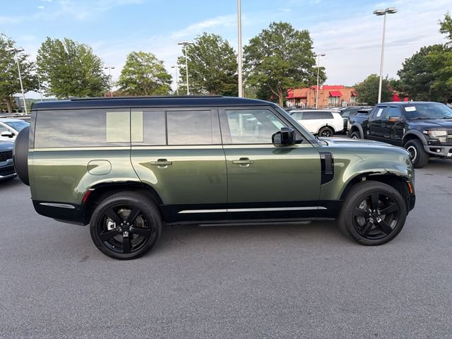 Certified 2026 Land Rover Defender 130 X-Dynamic SE AWD/4WD image 4