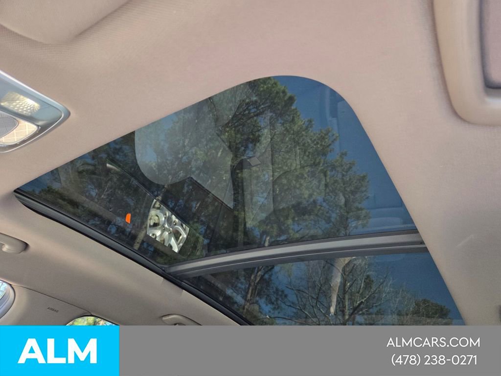 Used 2026 Genesis Electrified GV70 Advanced image 17