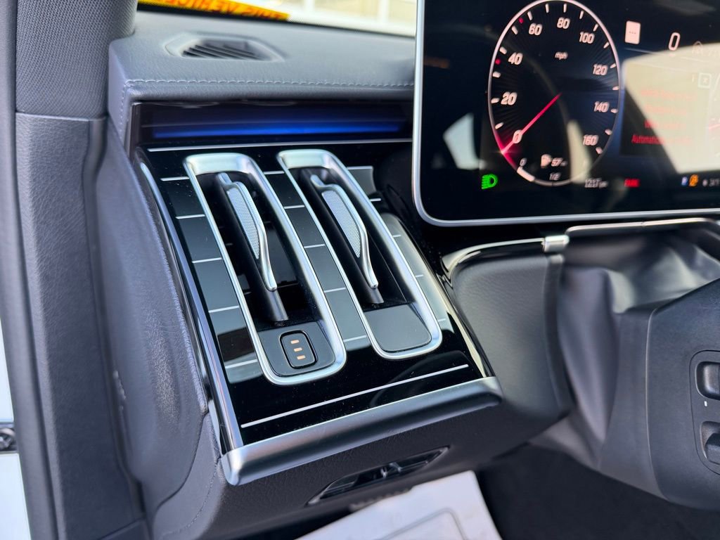 Used 2025 Mercedes-Benz S 580 4MATIC Sedan image 25