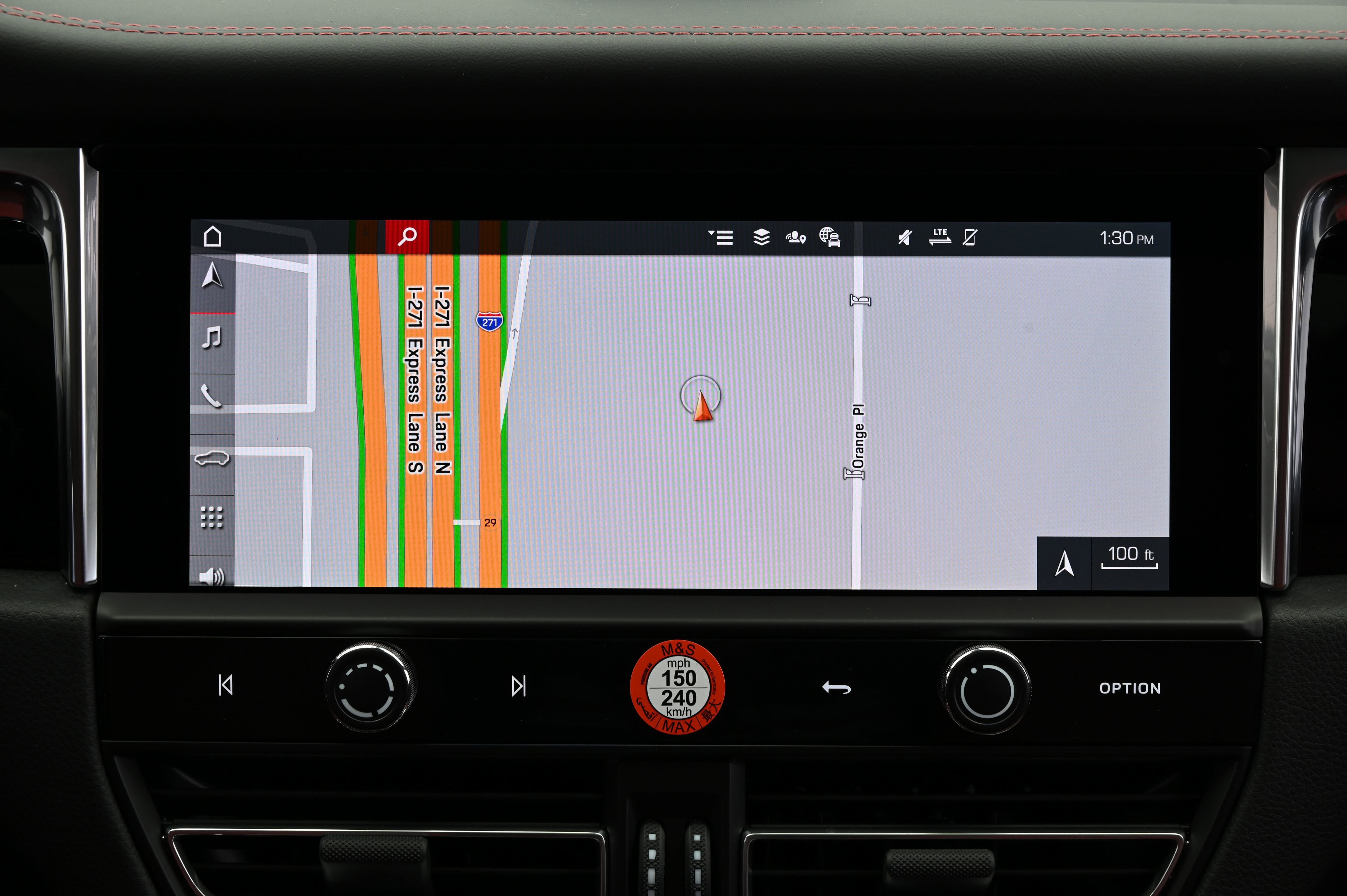 Certified 2025 Porsche Macan image 43