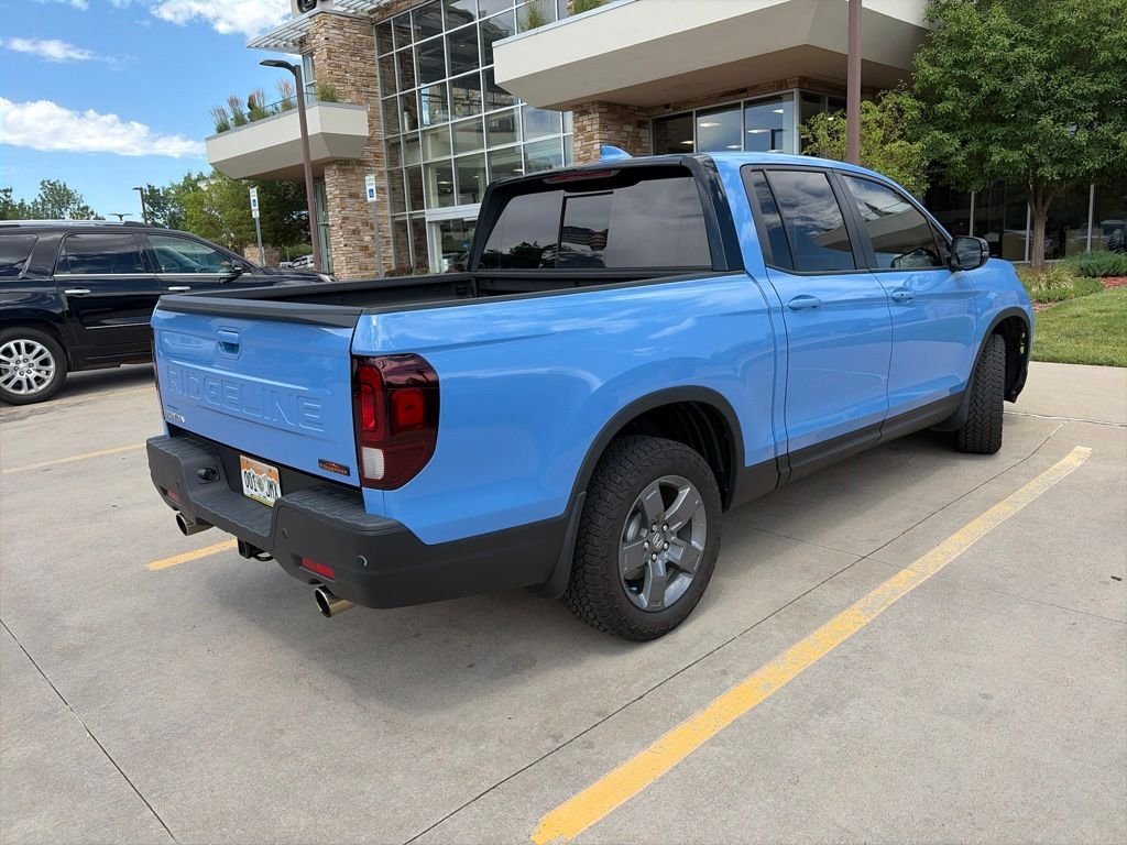Used 2024 Honda Ridgeline TrailSport image 3