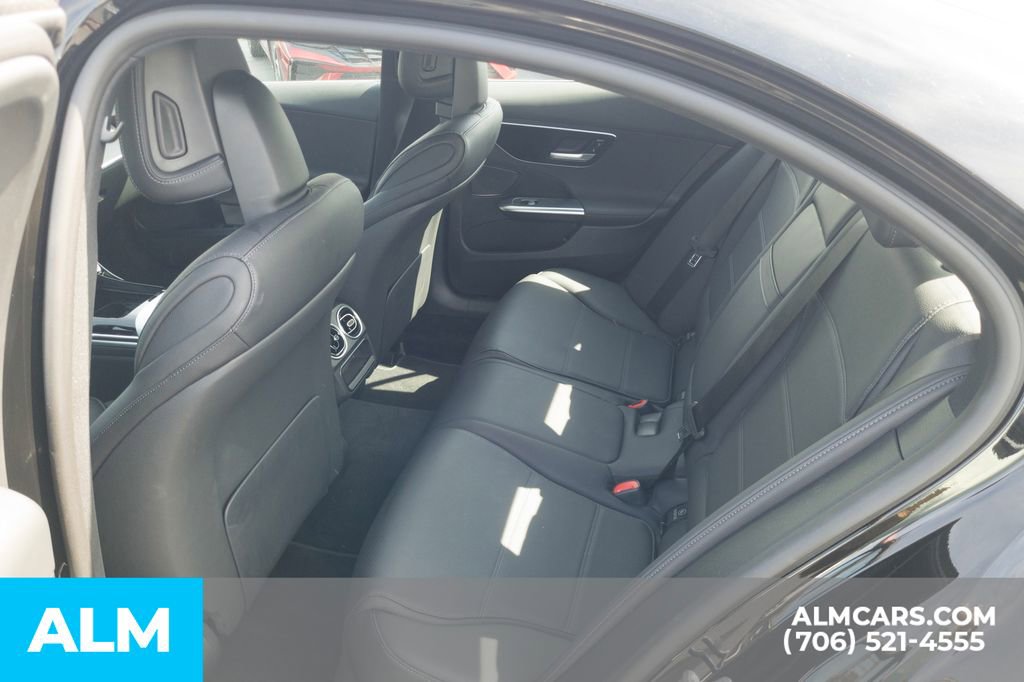 Used 2025 Mercedes-Benz C 300 Sedan image 20