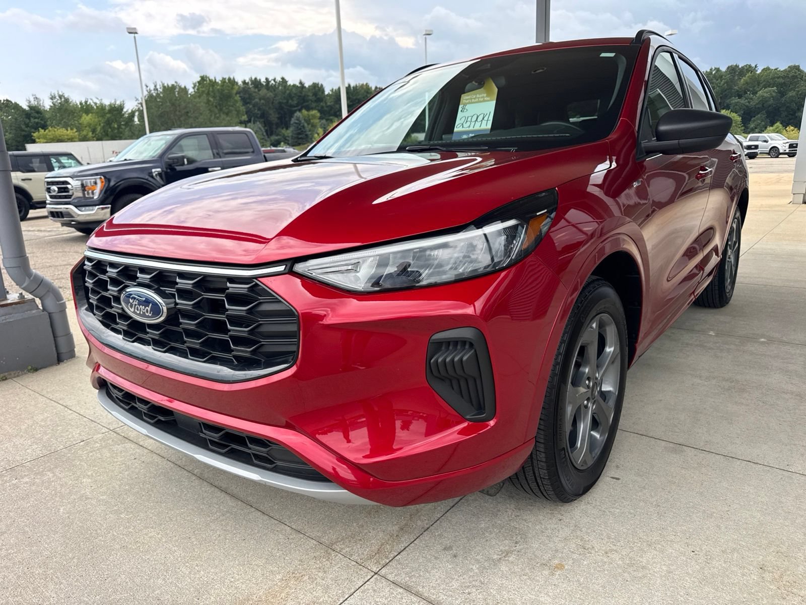 Certified 2024 Ford Escape ST-Line w/ Tech Pack #1 AWD/4WD image 3