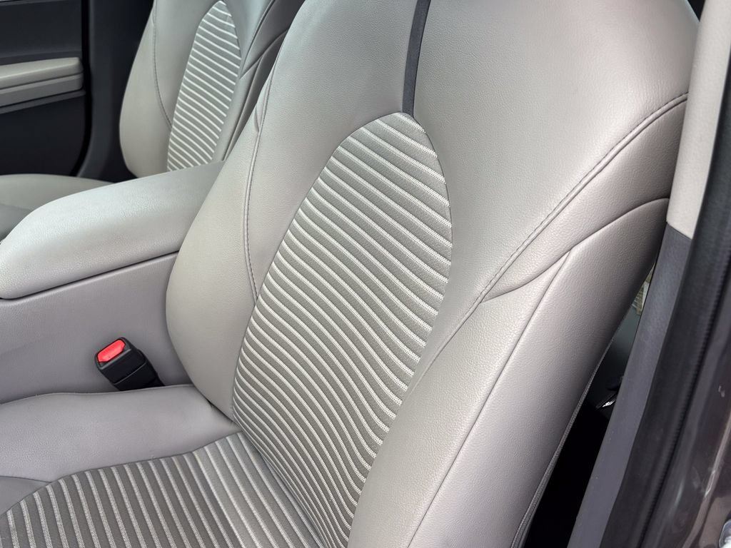 Used 2024 Toyota Camry SE FWD image 20