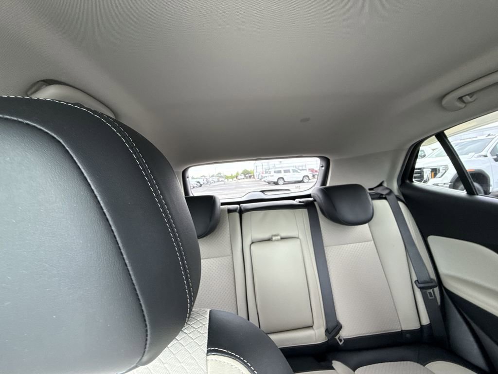 Certified 2020 Buick Encore Preferred FWD image 28