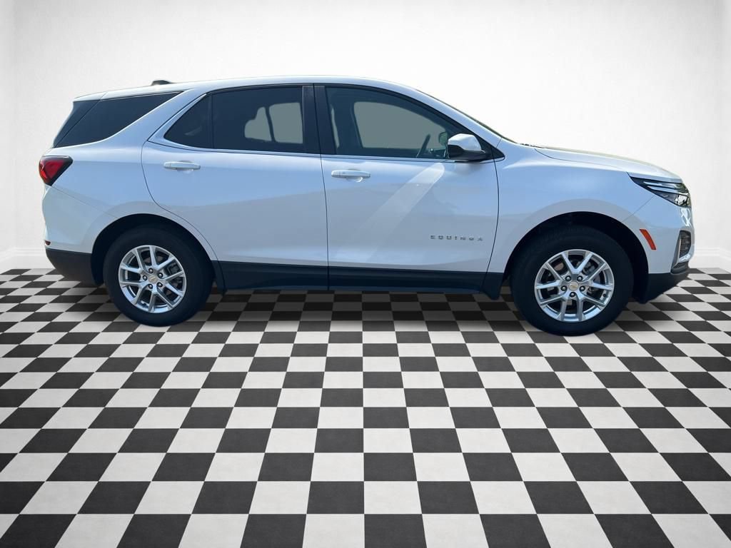Certified 2024 Chevrolet Equinox LT AWD/4WD image 2