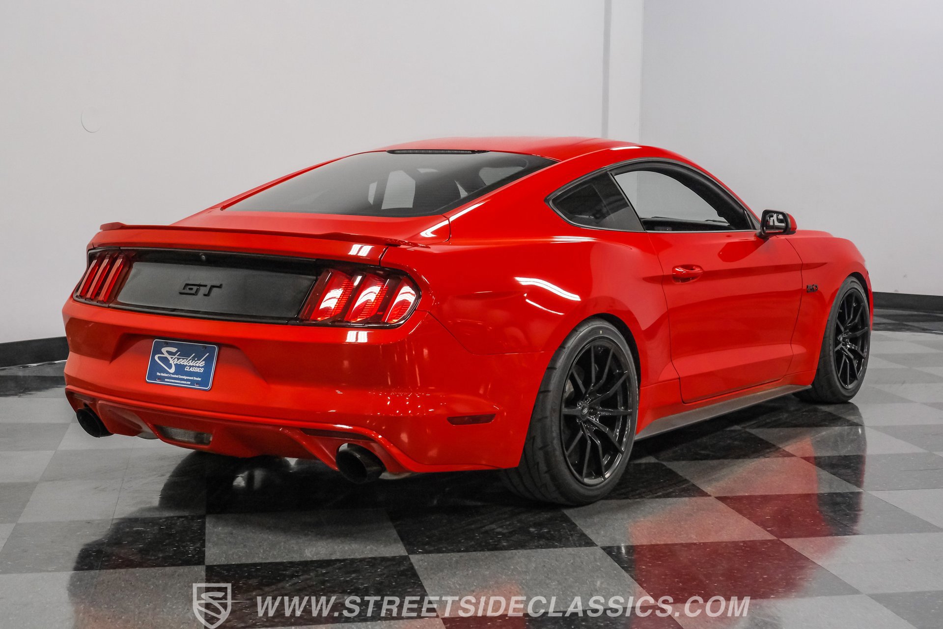 Used 2017 Ford Mustang GT image 23