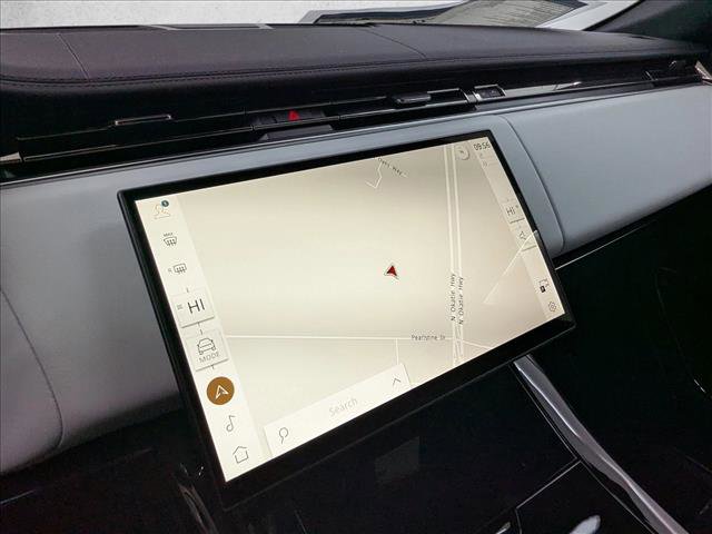 New 2025 Land Rover Range Rover Sport Dynamic SE image 16